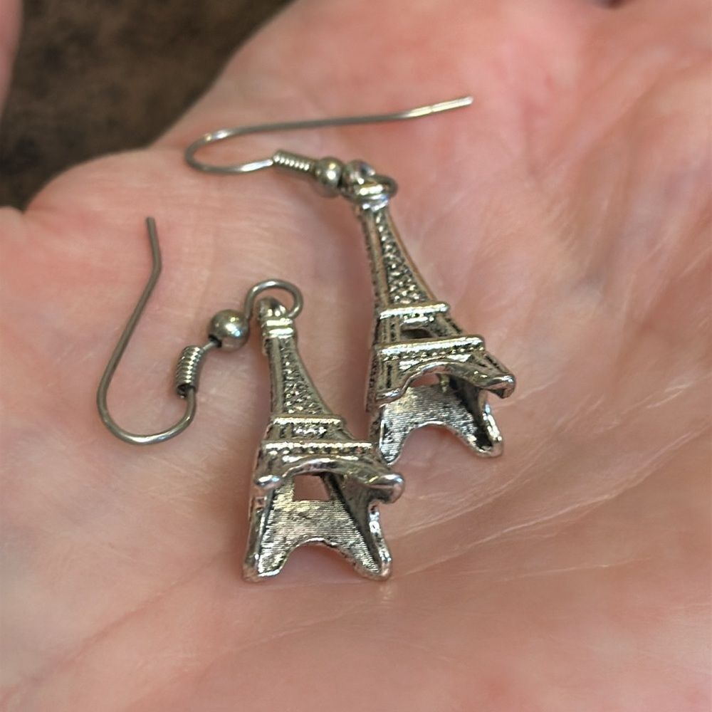 EIFFEL TOWER EARRINGS DANGLE COLUMN PIERCED UNIQUE WORLD FRENCH TRAVELER MINI - Picture 7 of 9